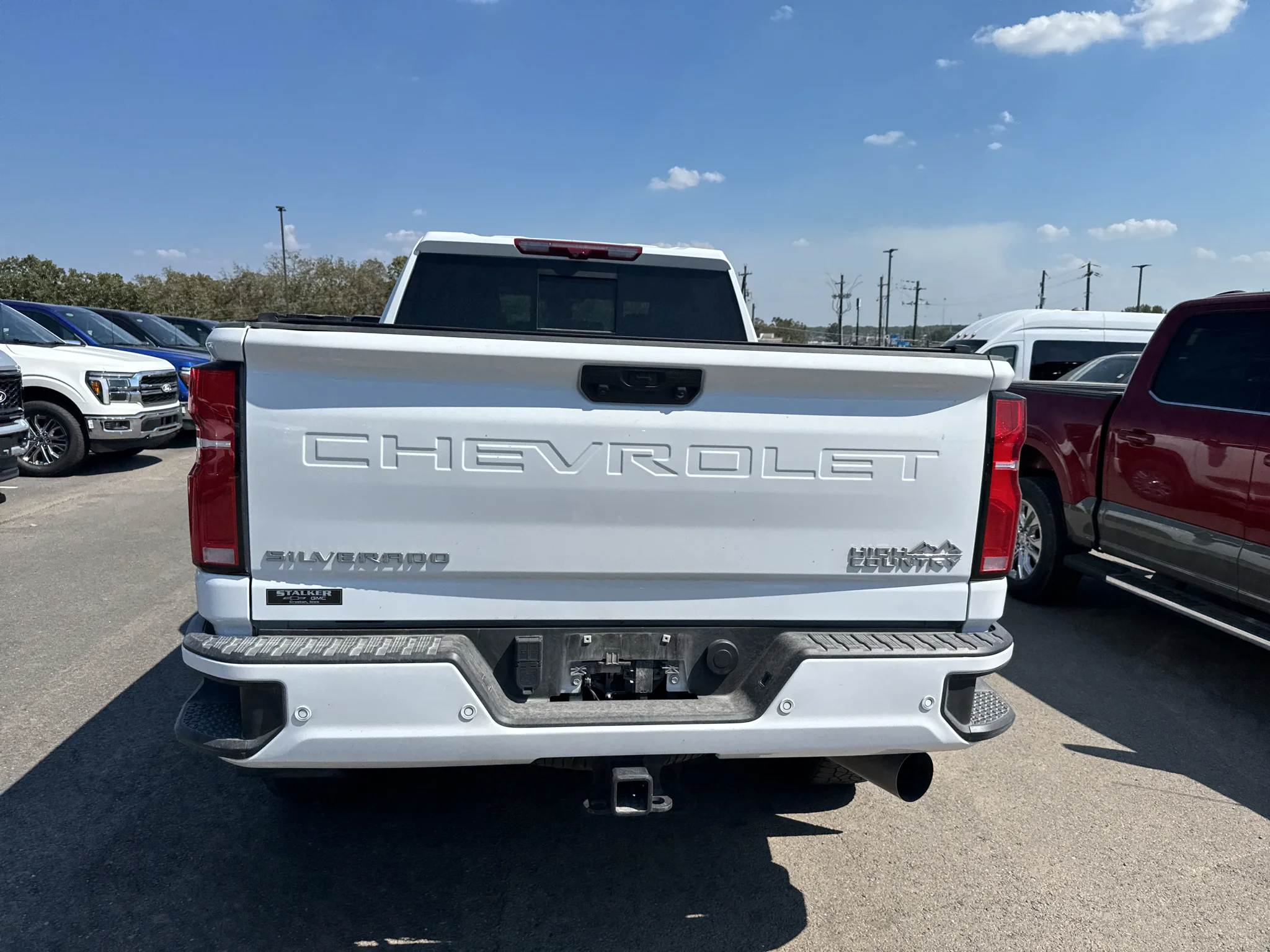 Used 2026 Summit White Chevrolet High Country image 6