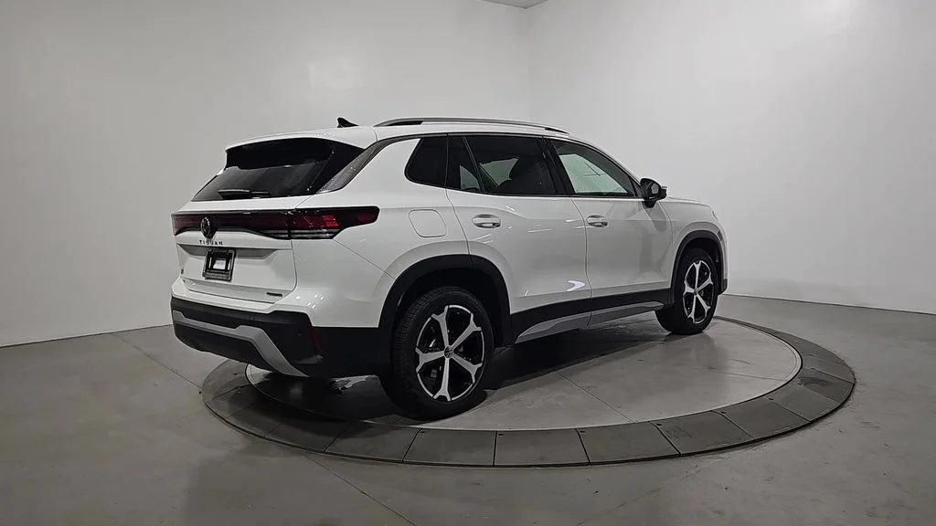 New 2026 White Volkswagen 2.0T SE image 5