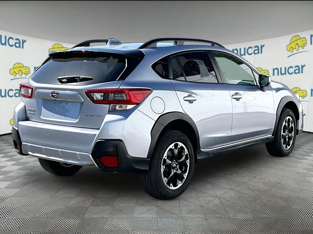 Used 2022 Ice Silver Metallic Subaru Premium image 6