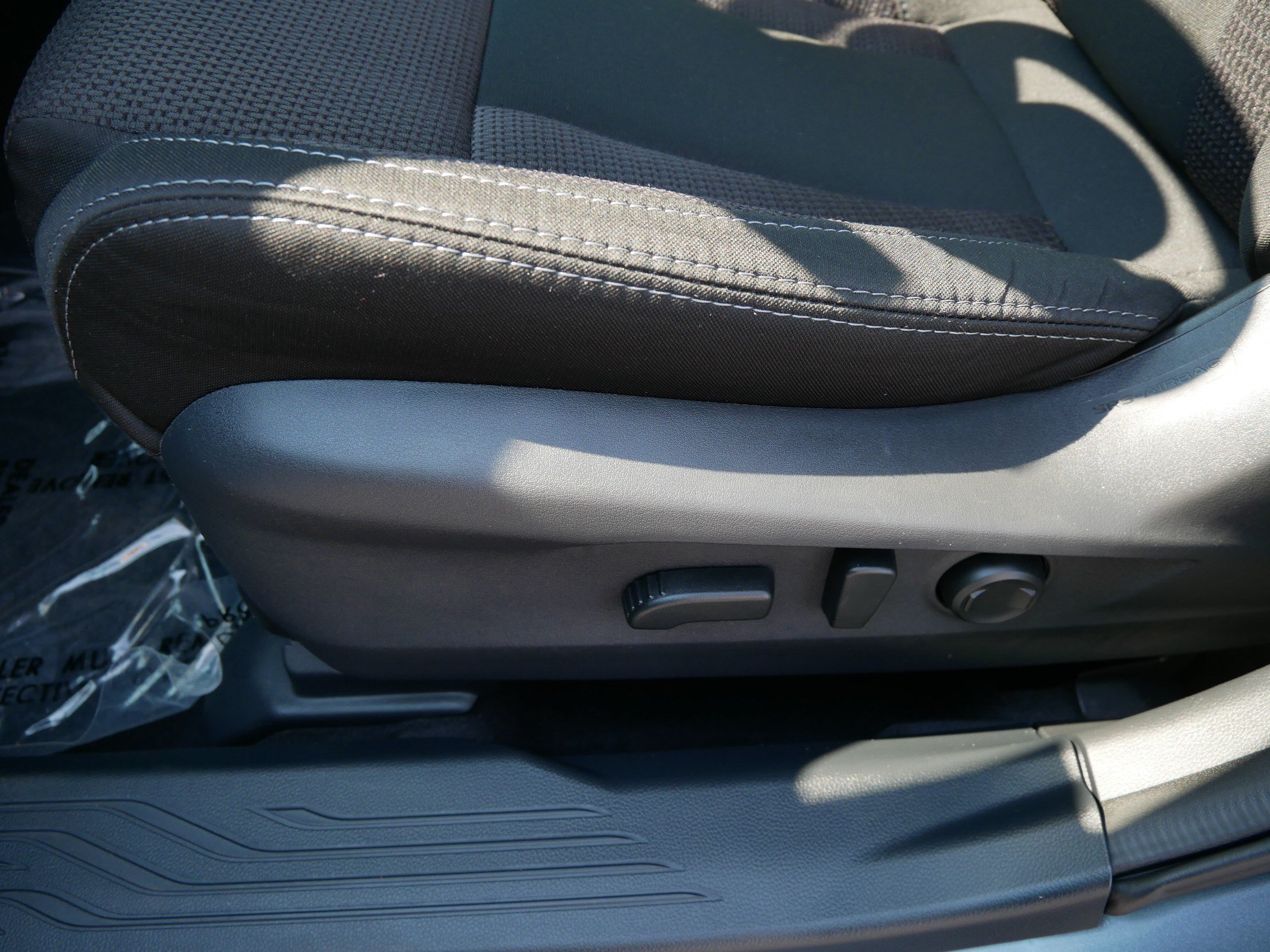 Used 2025 Magnetite Gray Metallic Subaru Premium image 20