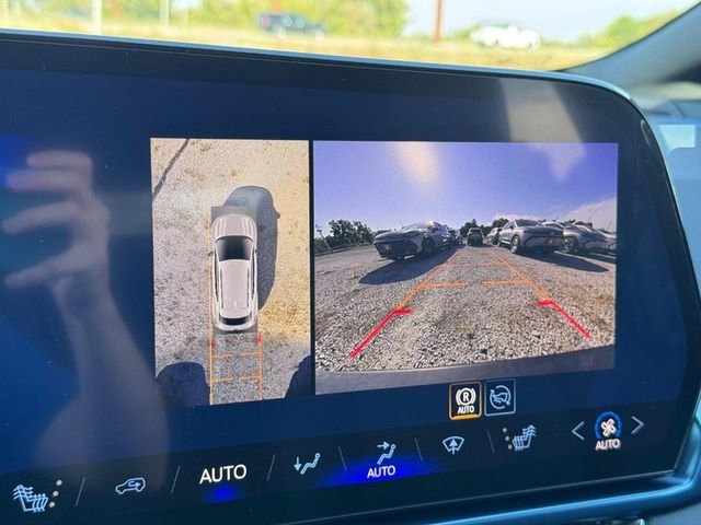 2026 Chevrolet Equinox EV 2LT - Photo 16