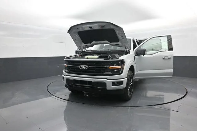New 2026 White Ford XLT image 22