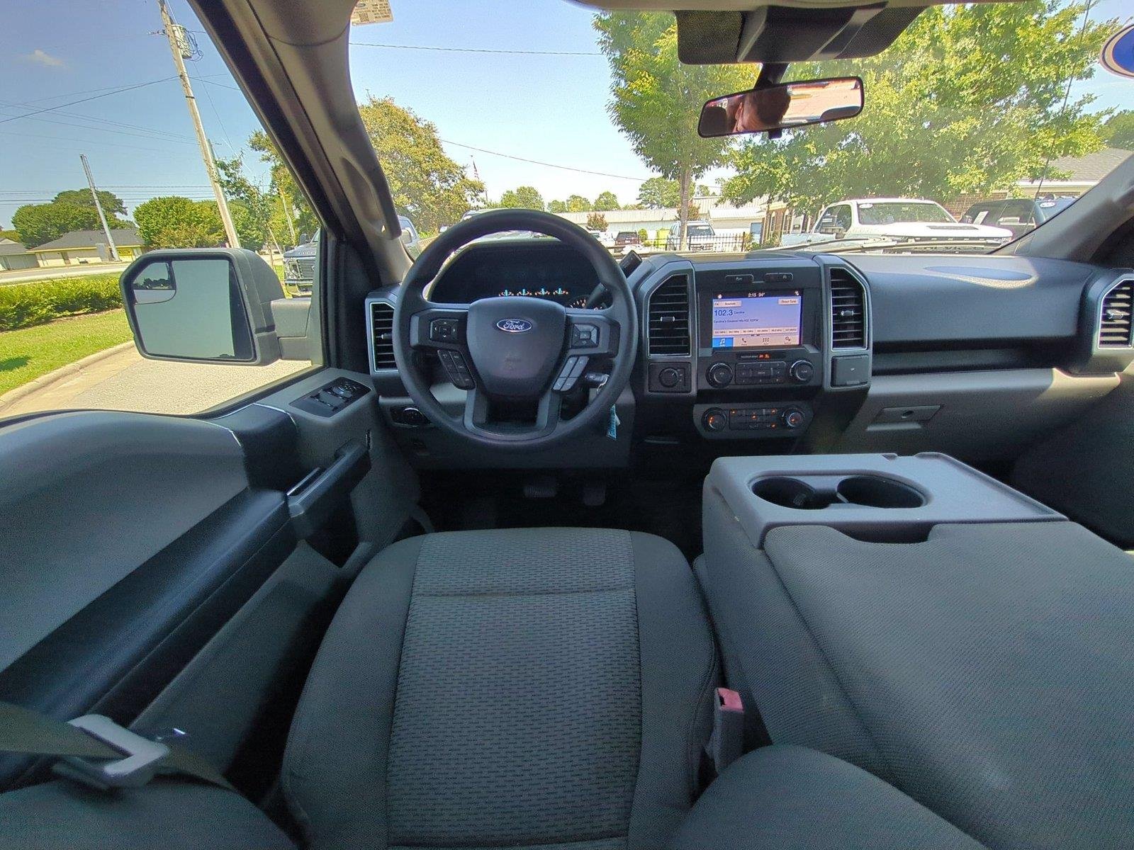 Used 2019 Oxford White Ford XLT image 31