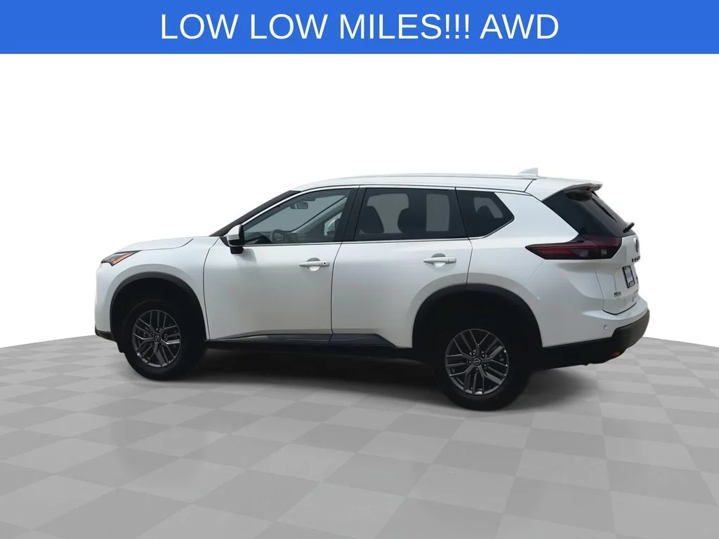 Used 2026 White Nissan SV image 6