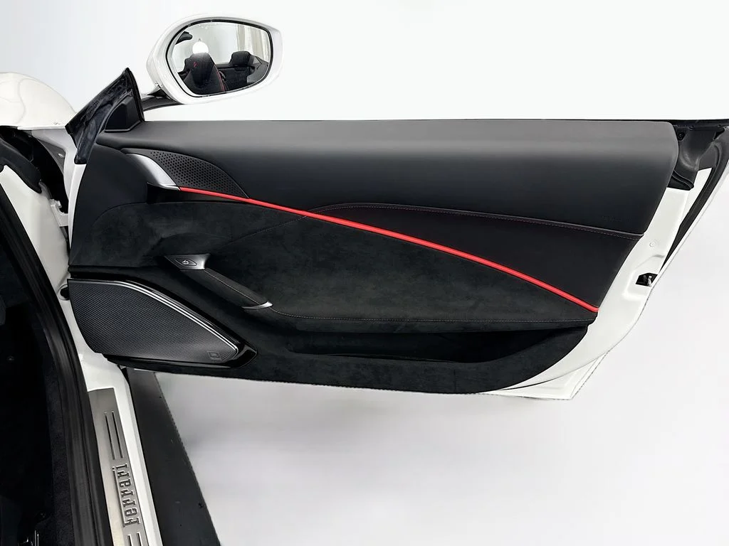 Used 2025 Bianco Avus Ferrari Spider image 31