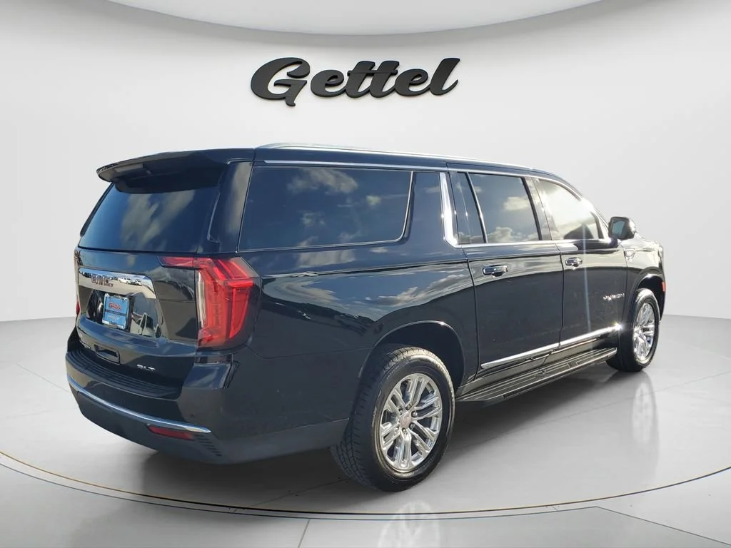 Used 2023 Onyx Black GMC SLT image 4