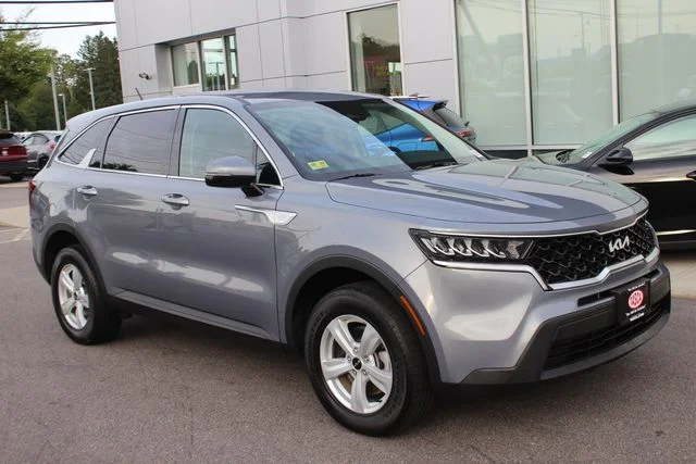 2023 Kia Sorento LX