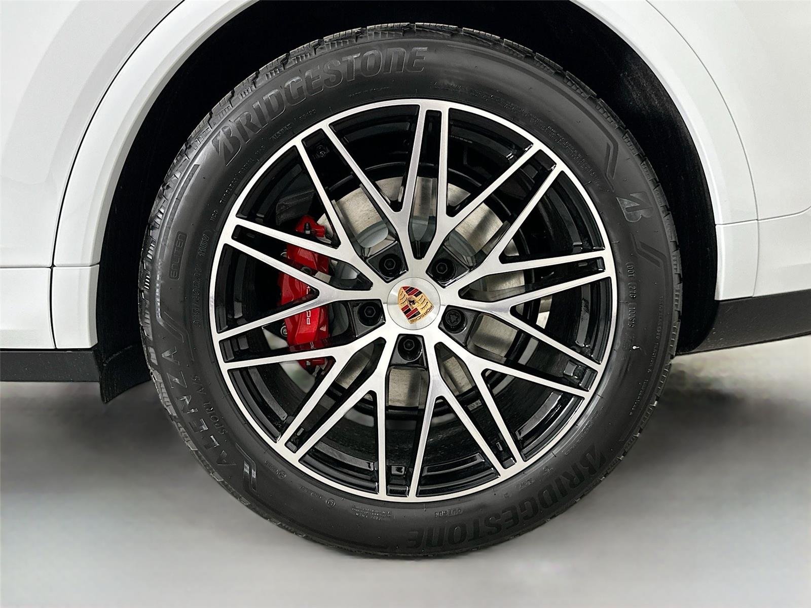 New 2026 Carrara White Metallic Porsche S E-Hybrid image 12