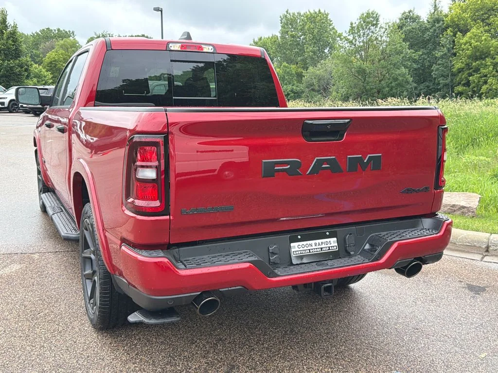New 2026 Molten Red Pearl-Coat Exterior Paint Ram Laramie image 8