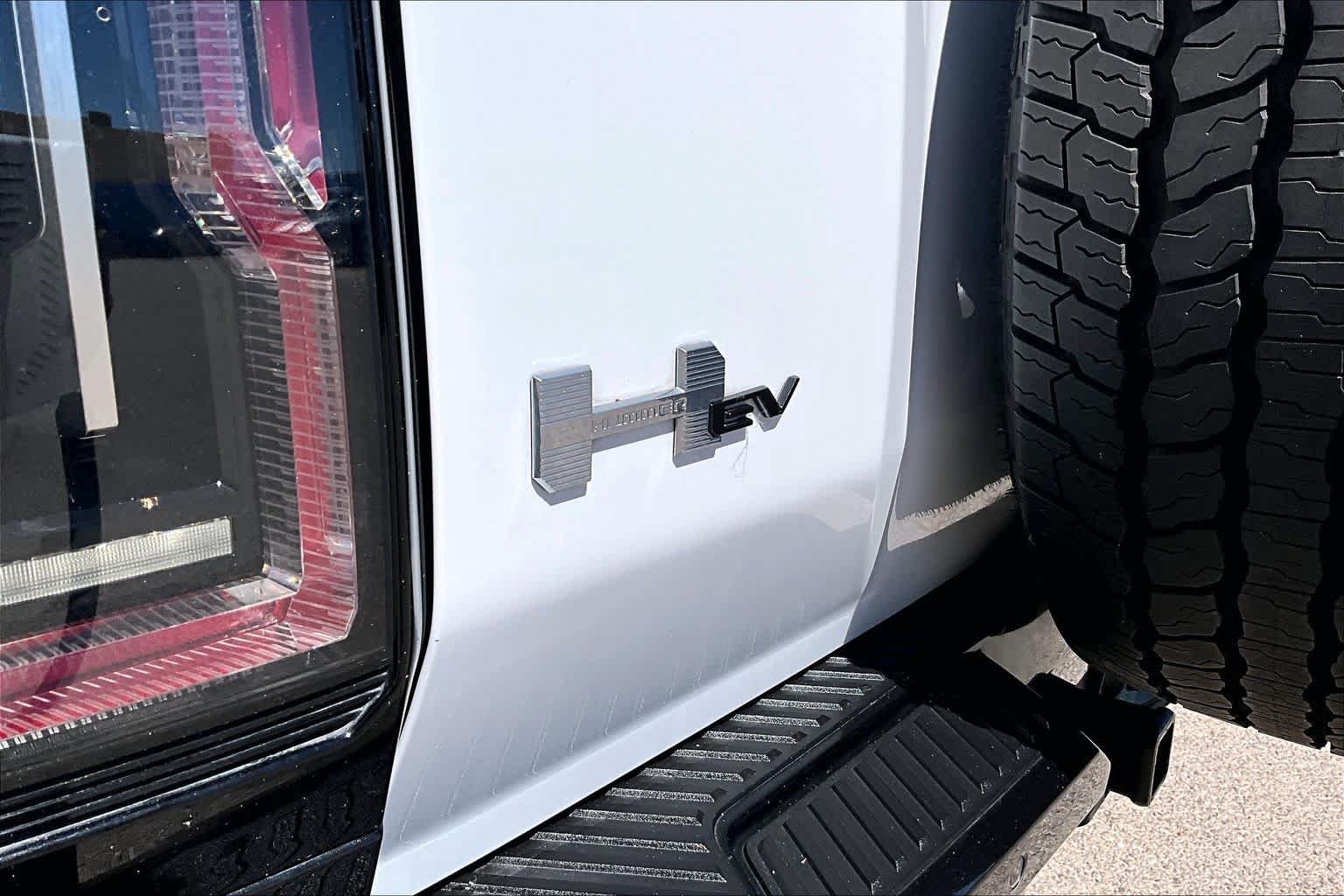 Used 2025 White GMC 3X image 30