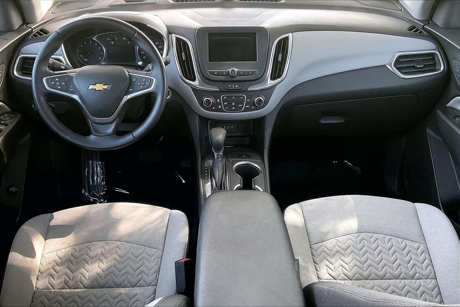 Used 2022 Mosaic Black Metallic Chevrolet LT image 16