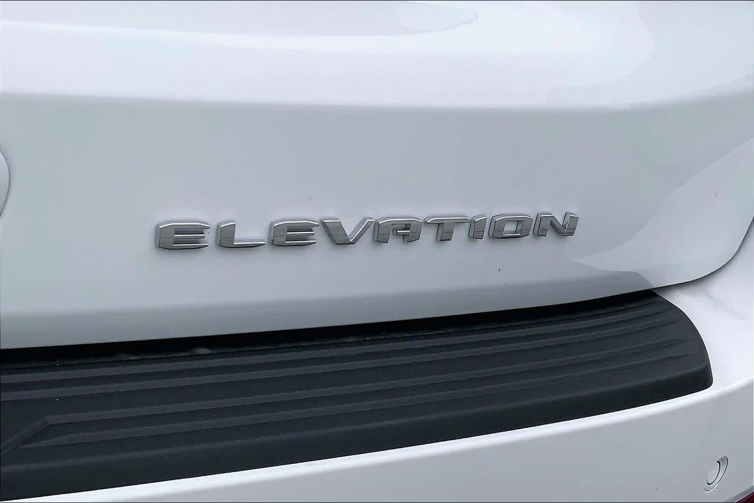New 2026 Summit White GMC Elevation image 15
