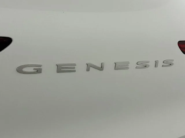 New 2027 White Genesis 2.5T Advanced image 26
