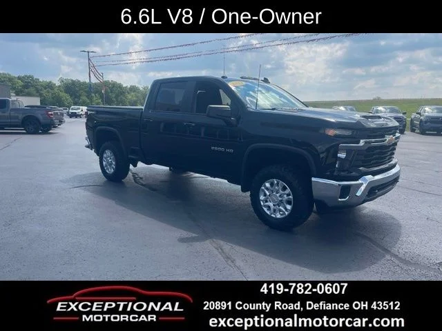 Used 2024 Black Chevrolet LT image 10