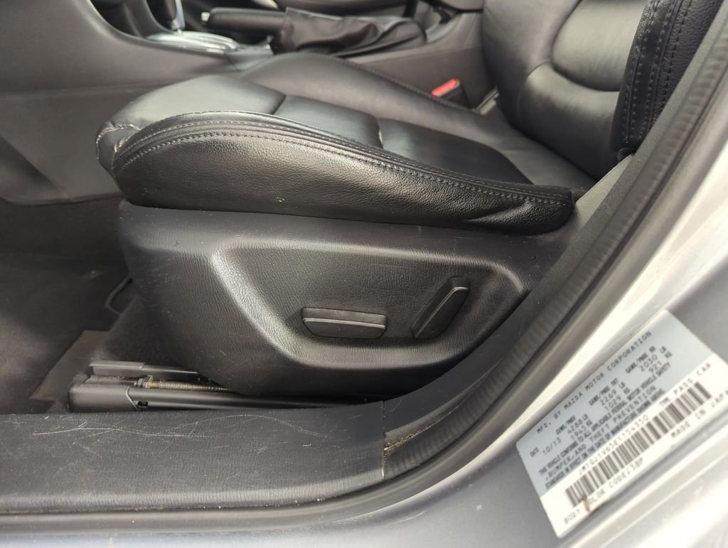 Used 2014 Silver Mazda i Touring image 13