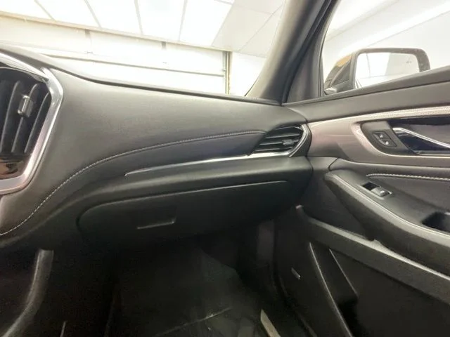 Used 2022 Red Chevrolet Premier image 13
