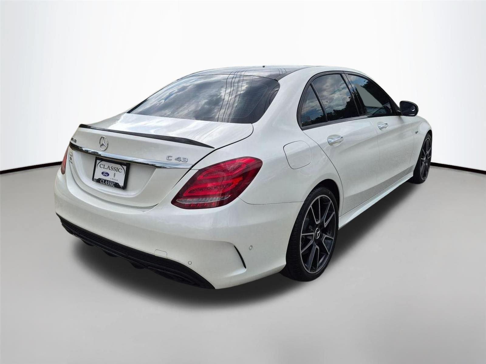 Used 2018 designo Diamond White Metallic Mercedes-Benz AMG® C 43 image 5