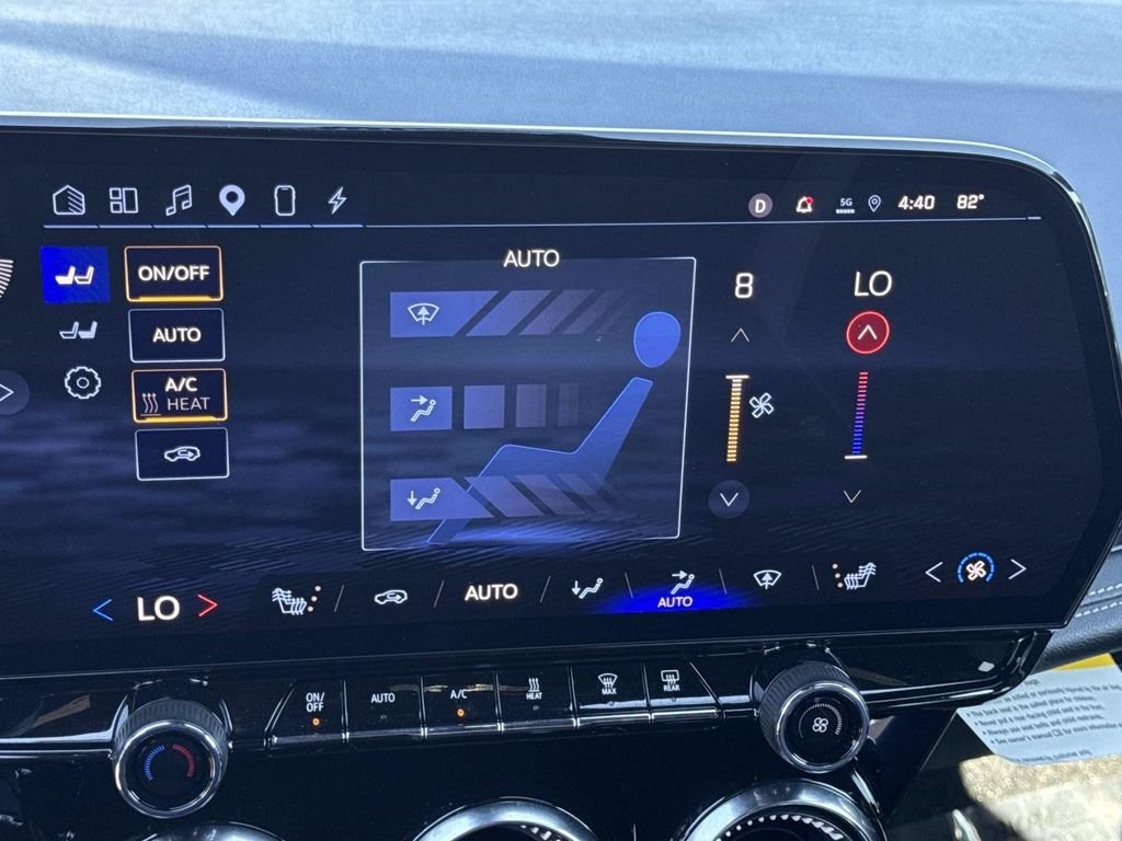 2024 Chevrolet Blazer EV LT - Photo 13