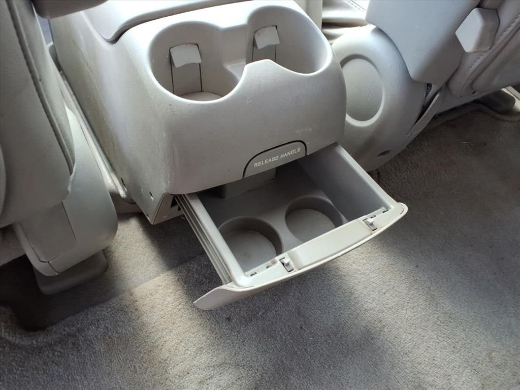 Used 2004 Green Toyota XLE image 15