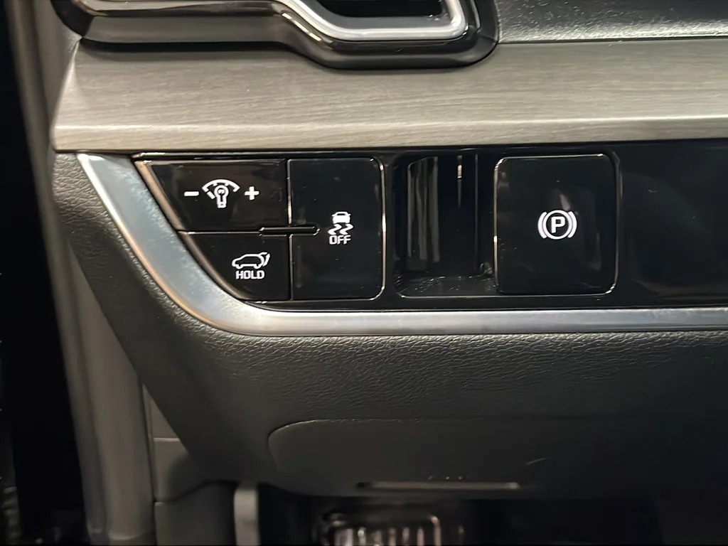 Certified Used 2023 Black Kia X-Line image 27
