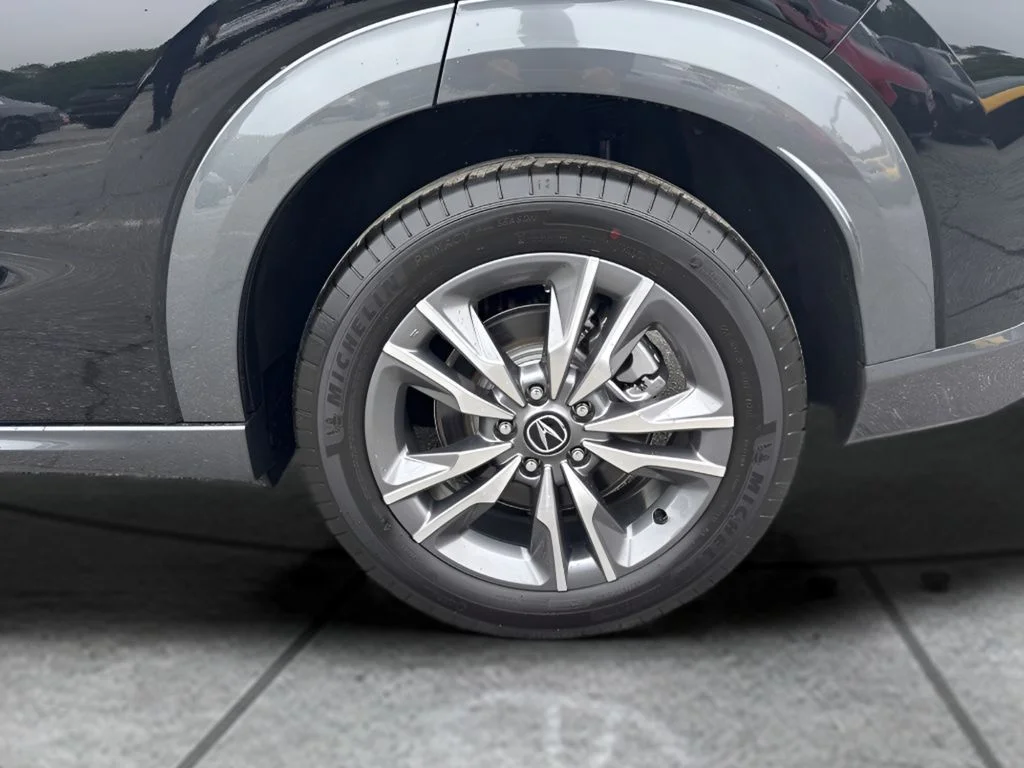 Used 2025 Black Acura Base image 31