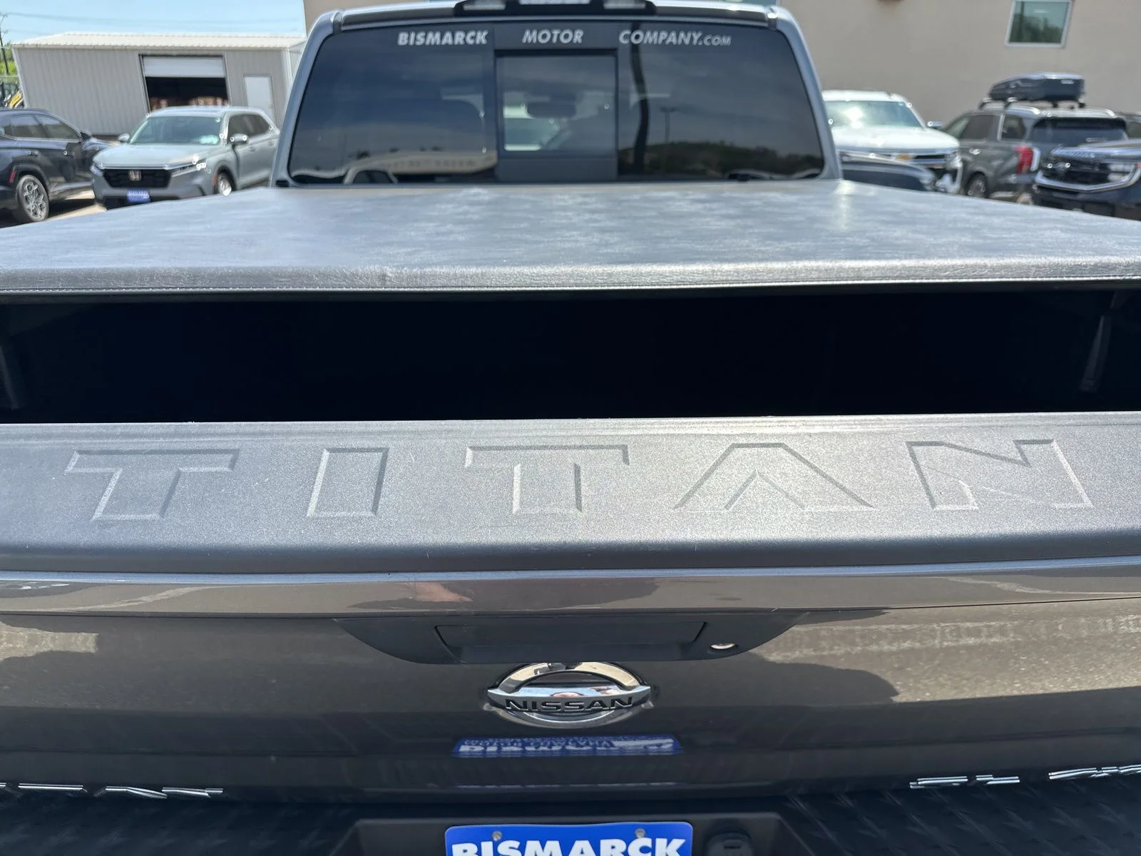 Used 2019 Gray Nissan SL image 26