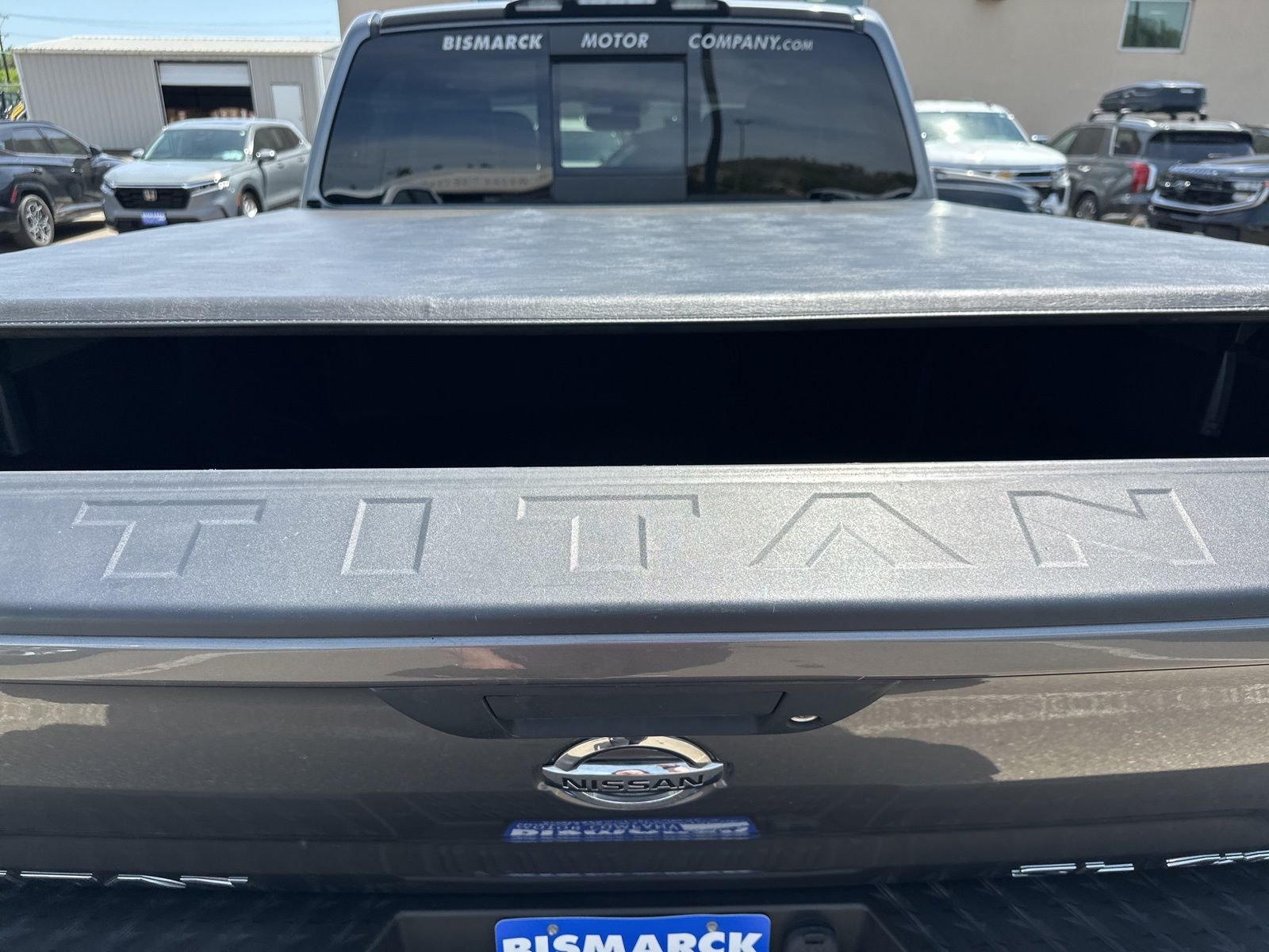Used 2019 Gray Nissan SL image 26