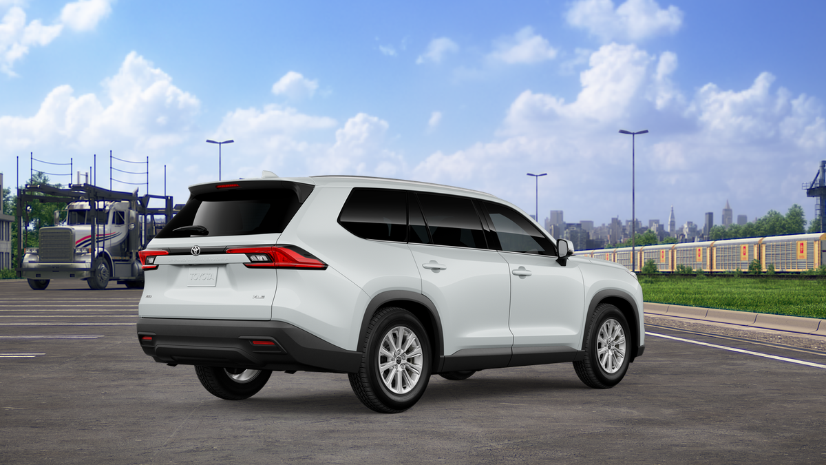 New 2026 Wind Chill Pearl Toyota XLE image 10
