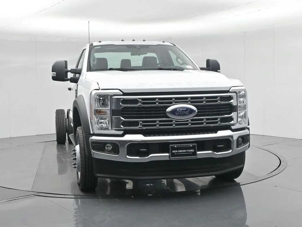New 2026 Oxford White Ford XL image 21