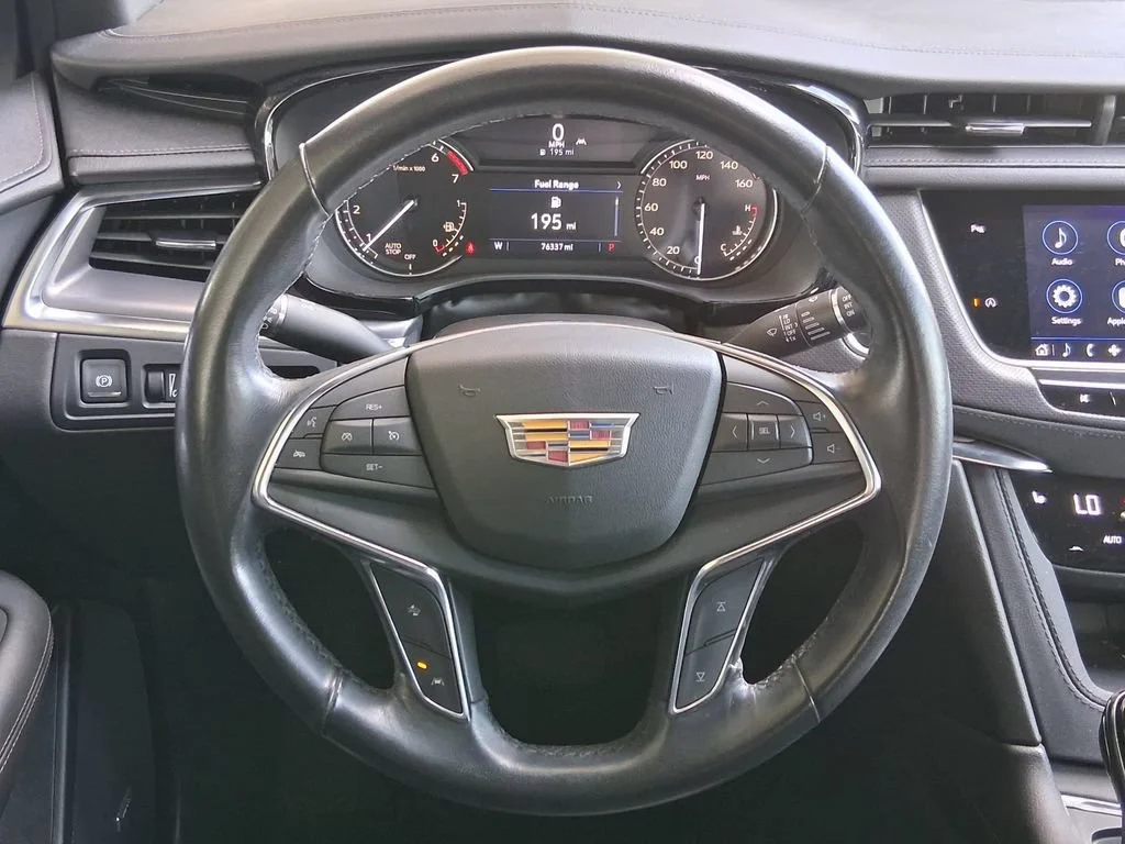 Used 2023 LATTE METALLIC Cadillac FWD Luxury image 10