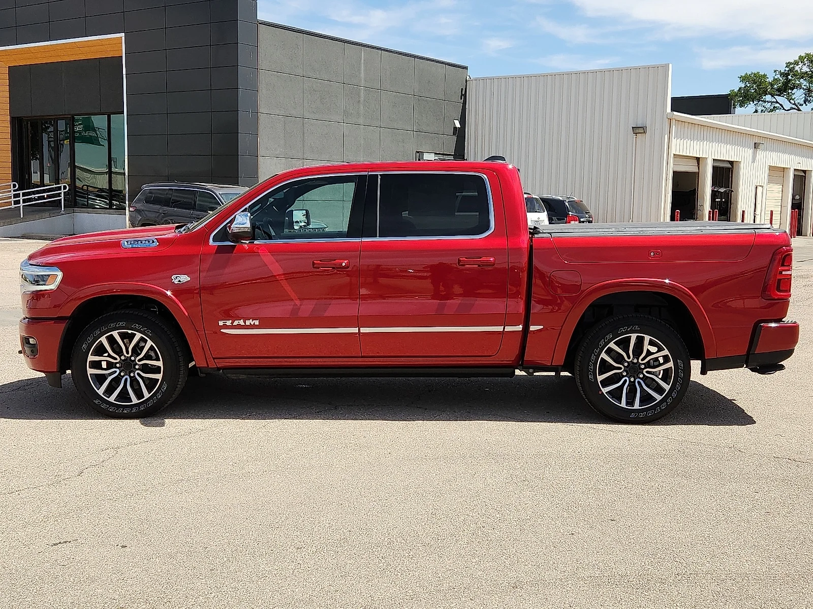 New 2026 Molten Red Pearl-Coat  Paint Ram LIMITED CREW CAB 4X4 5