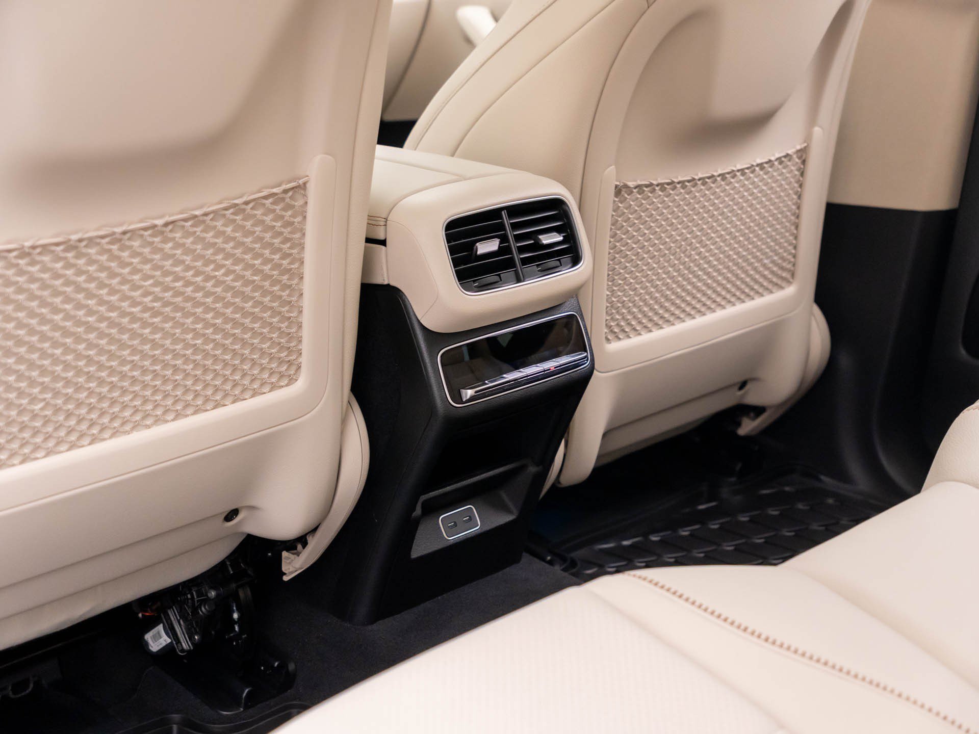 New 2027 Silver Mercedes-Benz GLE 450 image 19