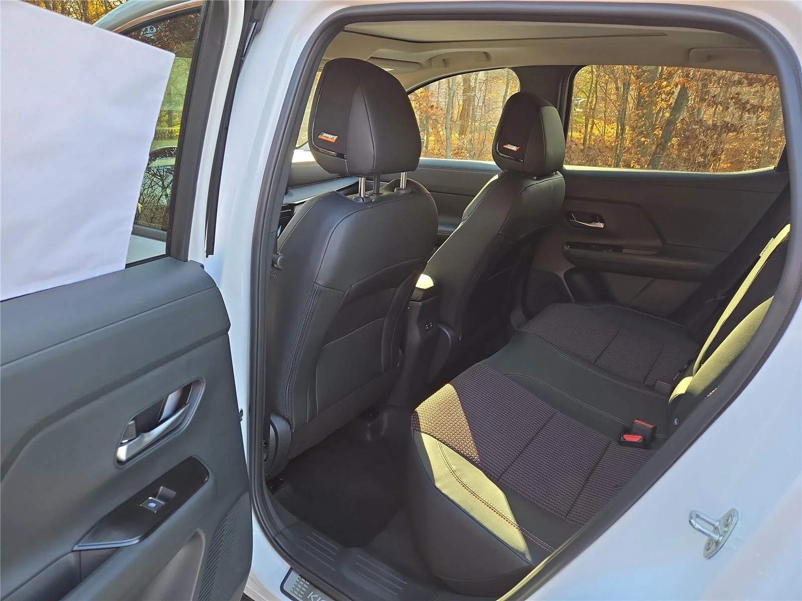 New 2026 Aspen White Tricoat Nissan SR image 15