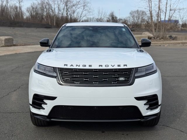 New 2026 Fuji White Land Rover Dynamic SE image 8