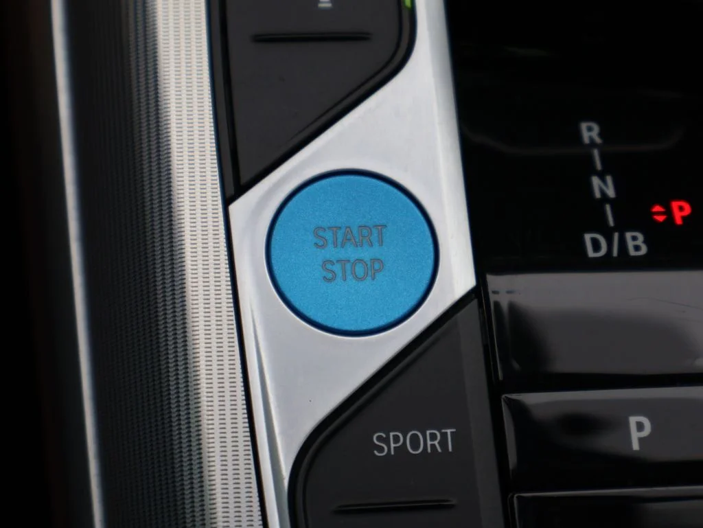 Used 2024 Jet Black BMW eDrive35 image 29