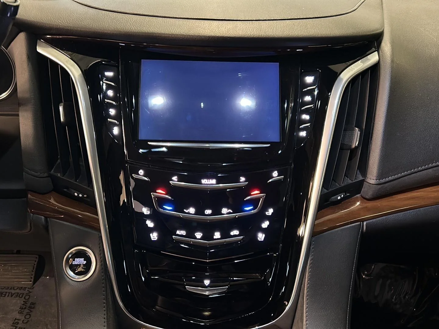 Used 2020 Black Raven Cadillac Premium Luxury image 15