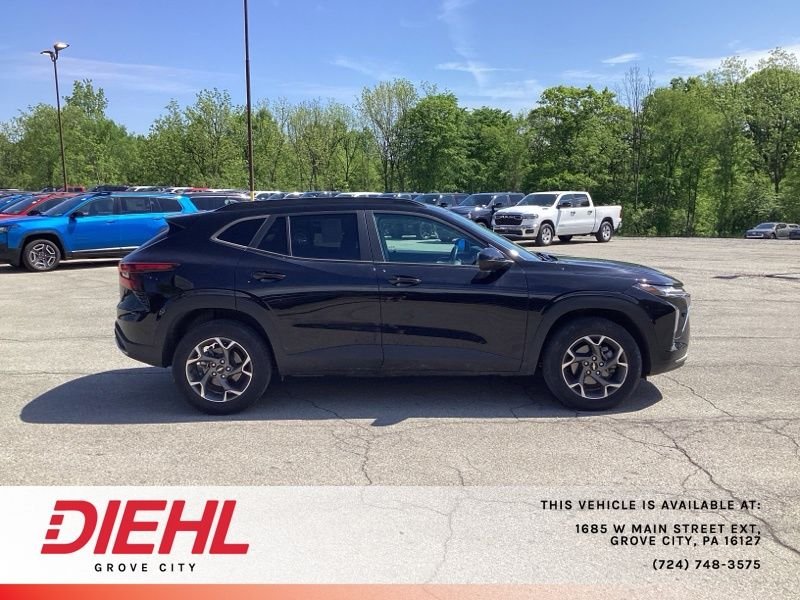 Used 2024 Black Chevrolet LT image 8