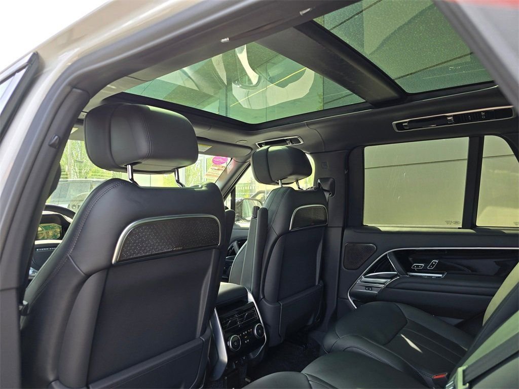 2025 Land Rover Range Rover Autobiography - Photo 24