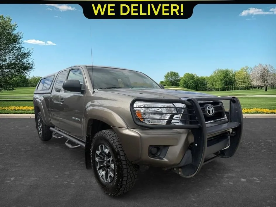 Used 2013 None Toyota BASE image 9