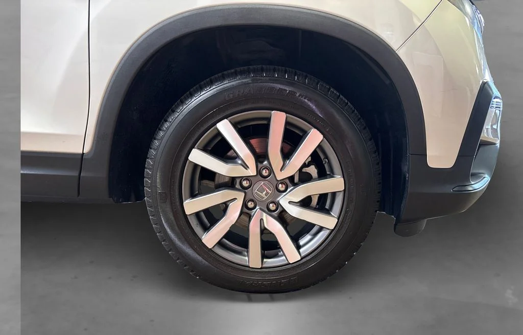 Certified Used 2019 White Diamond Pearl Honda EX image 19