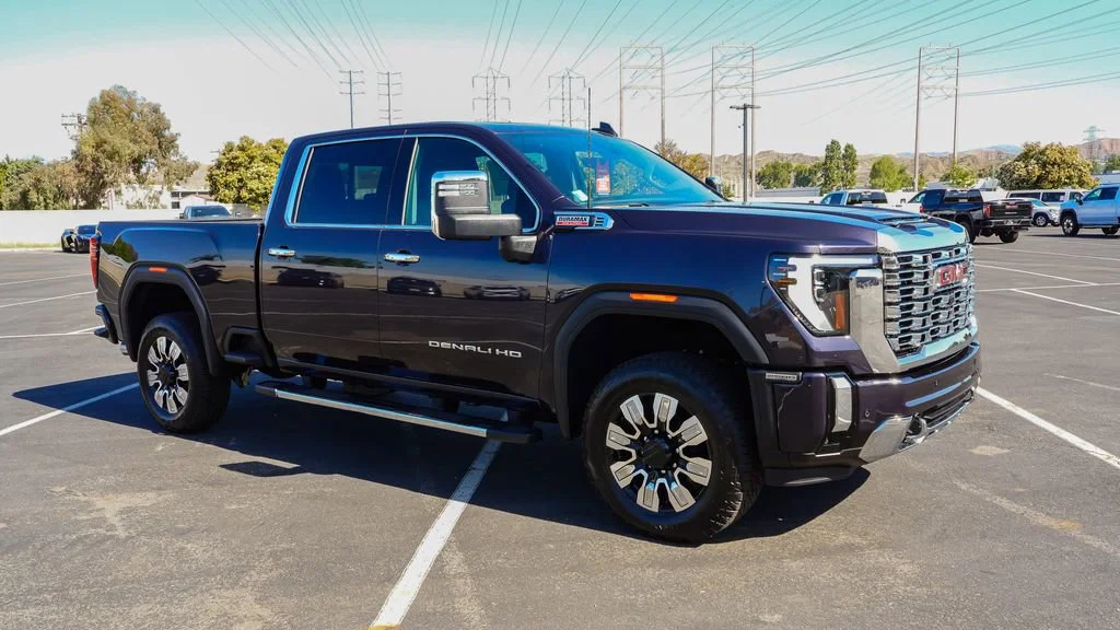 2026 GMC Sierra 2500HD Denali - Photo 6