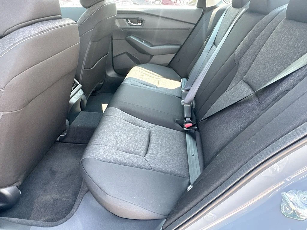 New 2026 Urban Gray Pearl Honda SE image 11