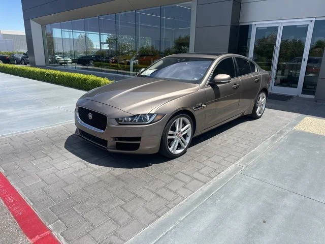 2017 Jaguar XE 35t Prestige's photo