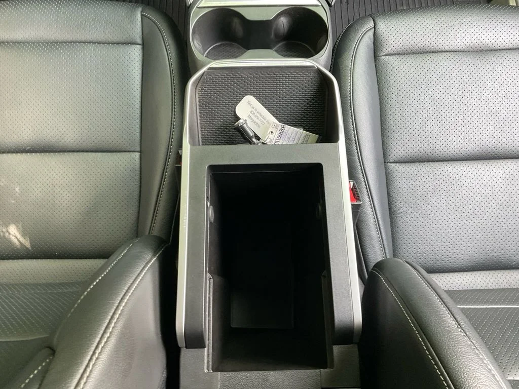 Used 2025 Silver GMC Elevation image 11