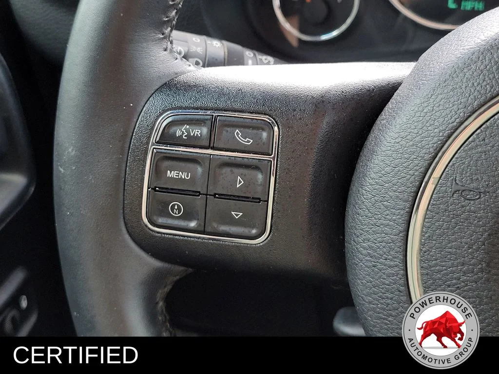 Used 2016 Silver Jeep Unlimited Sport image 27