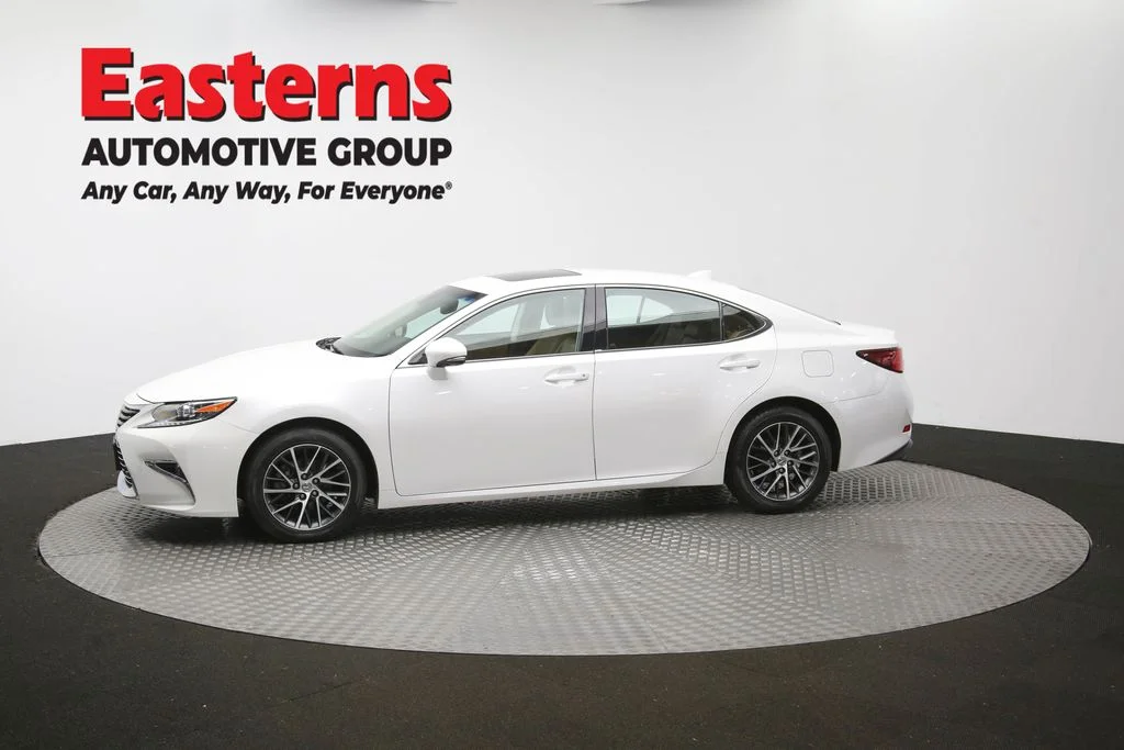 Used 2017 White Lexus 350 image 63