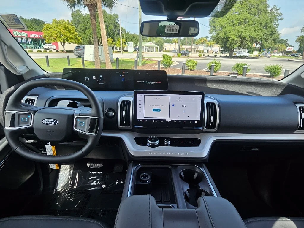 New 2027 Black Ford Active image 6