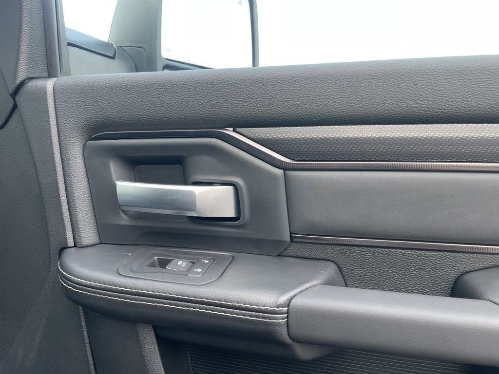 2025 RAM 2500 Rebel - Photo 39