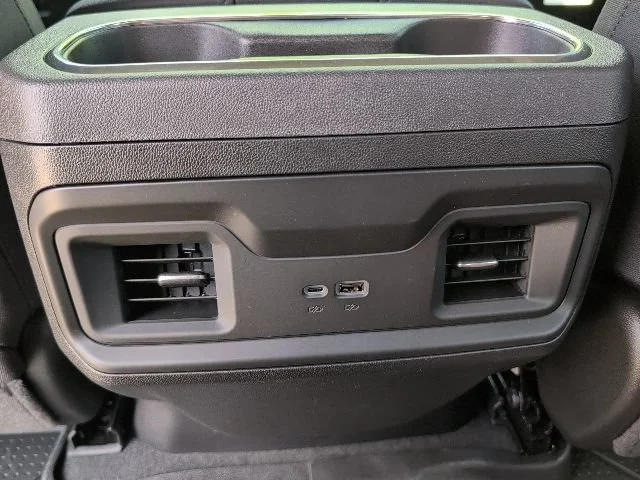 2026 Chevrolet Silverado 1500 LT - Photo 6
