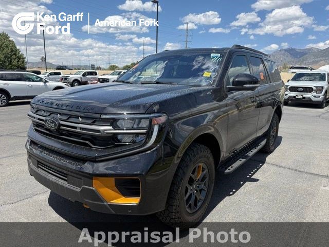 2025 Ford Expedition Tremor's photo